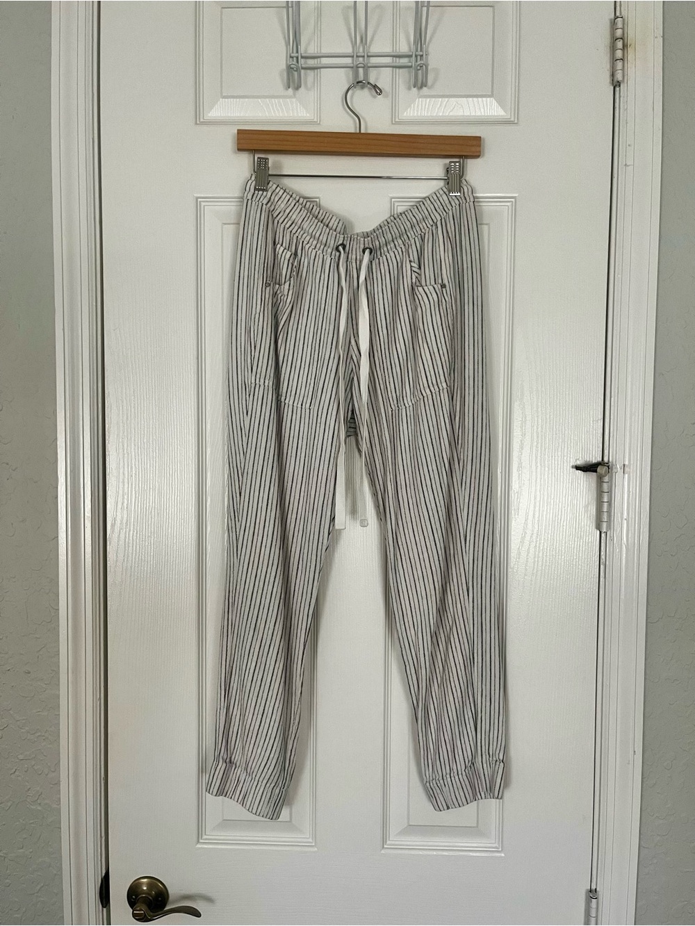 Calvin Klein Women’s Drawstring Joggers